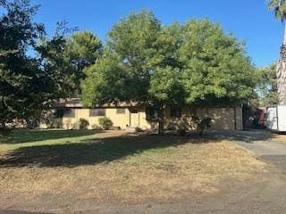 5509 E Crescent Ave, Fresno, CA 93727