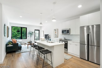 803 South Ave Unit 306, Plainfield, NJ 07062