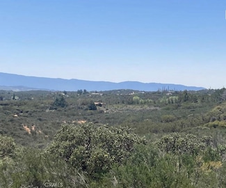 8 Sabina Dr, Sage, CA 92544