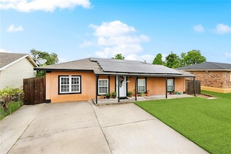 5832 Segnette Dr, Marrero, LA 70072
