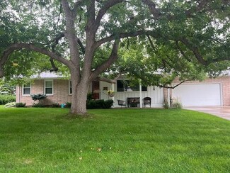 7005 Heatherton Trail, Edina, MN 55435