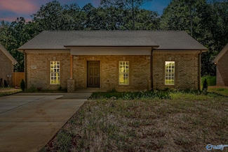 20477 Poff Ln, Athens, AL 35614
