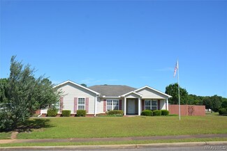 118 Knotts Ct, New Brockton, AL 36351