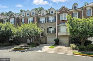 2157 Wolftrap Ct, Vienna, VA 22182