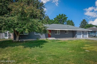 10053 N Bateman St, Hayden, ID 83835