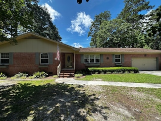 409 Azalea Dr, Walterboro, SC 29488