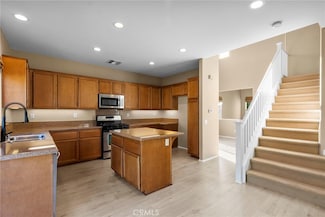 19316 Sidani Ln, Santa Clarita, CA 91350