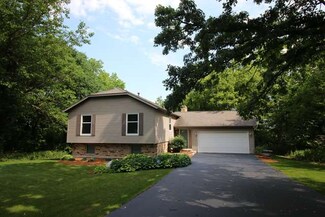 36 Reidwood Ln, Caledonia, IL 61011