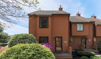 102 Dunvegan Woods, Hampton, NH 03842