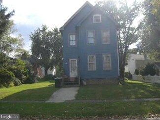 96 Chase Ave, Warminster, PA 18974