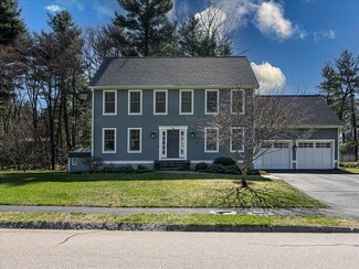 14 Kendall Dr, Northborough, MA 01532