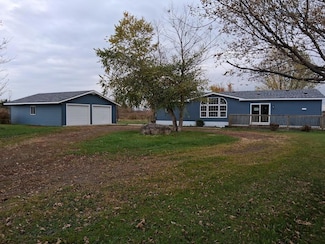 18564 65th Ave, Milaca, MN 56353