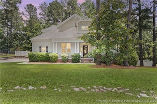 951 Whispering Pines Dr, Spring Lake, NC 28390