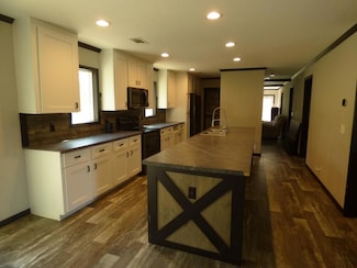 1160 Old Liberty Rd, McComb, MS 39648