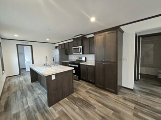 35 115th Ln NE Unit 489, Minneapolis, MN 55434