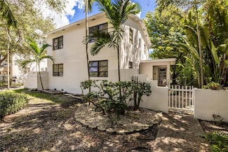 11643 NE 11th Place Unit 2, Biscayne Park, FL 33161