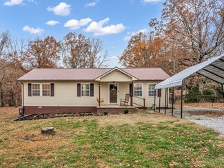 4055 Erin Rd, Mc Ewen, TN 37101