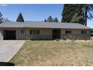 283 S Estella St, Glide, OR 97443