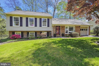 15887 Cliffbrook Ct, Dumfries, VA 22025