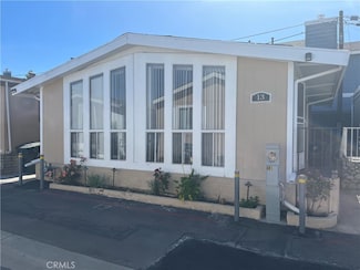 327 W Wilson St Unit 13, Costa Mesa, CA 92627