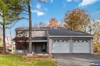 6 Yale Place, Westwood, NJ 07675