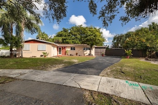 16305 SW 276th Terrace, Homestead, FL 33031