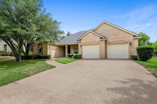 7029 Brierhollow Ct, Fort Worth, TX 76132