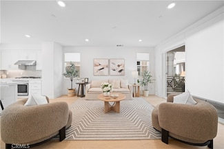 1042 N Anaheim Blvd Unit 2, Anaheim, CA 92801