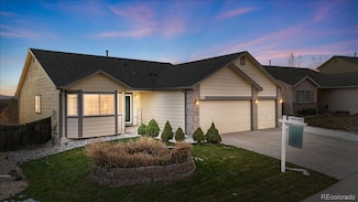 19423 E Tufts Cir, Centennial, CO 80015