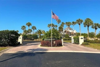 10131 Eagle Preserve Dr, Englewood, FL 34224