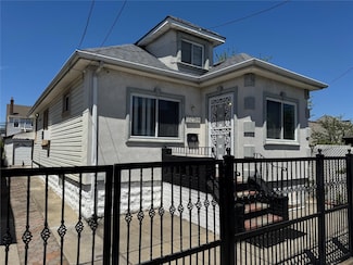 55 118th Rd, Jamaica, NY 11434