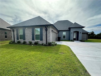 167 Cypresswood Dr, Belle Chasse, LA 70037