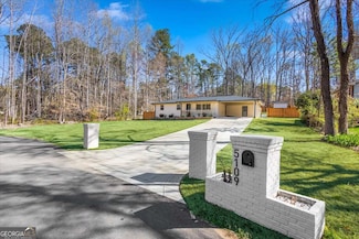 5109 Dogwood Hills Dr, Sugar Hill, GA 30518