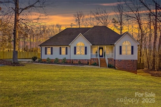 2740 Hill Top Dr, Salisbury, NC 28147