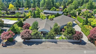18737 63rd Ave NE, Kenmore, WA 98028