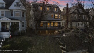 916 Quincy Ave, Scranton, PA 18510