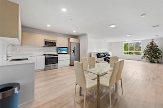 2505 NE 193rd St Unit 4202, Miami, FL 33180