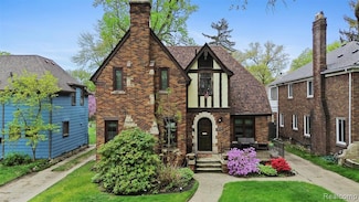 18925 Birchcrest Dr, Detroit, MI 48221