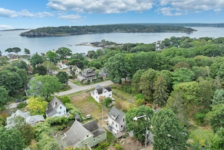 39 Meridian St, Portland, ME 04108