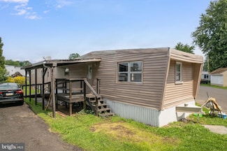 1446 Gibson Rd, Bensalem, PA 19020