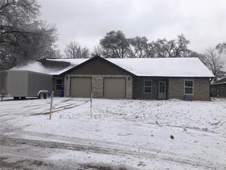 223 Cedar Circle A&b, Jackson, MO 63755