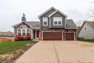 10135 N Tracy Ave, Kansas City, MO 64155