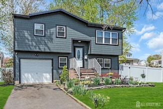 5 Avenue B, Port Monmouth, NJ 07758