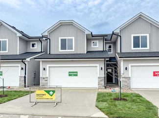 6932 Poppy Ct, Johnston, IA 50131