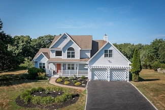 15 Sea Fox Ln, Gloucester, MA 01930
