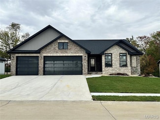 1830 Robin Mills Ct, Maryville, IL 62062