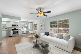 6262 Emerson Ave S Unit 21, Gulfport, FL 33707