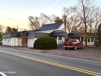 4 E Rittenhouse Mill Rd, Berwick, PA 18603