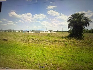 0 Solar Rd Unit 5 225004324, Port Labelle, FL 33935
