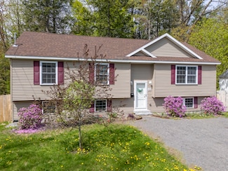 400 Auburn St, Portland, ME 04103